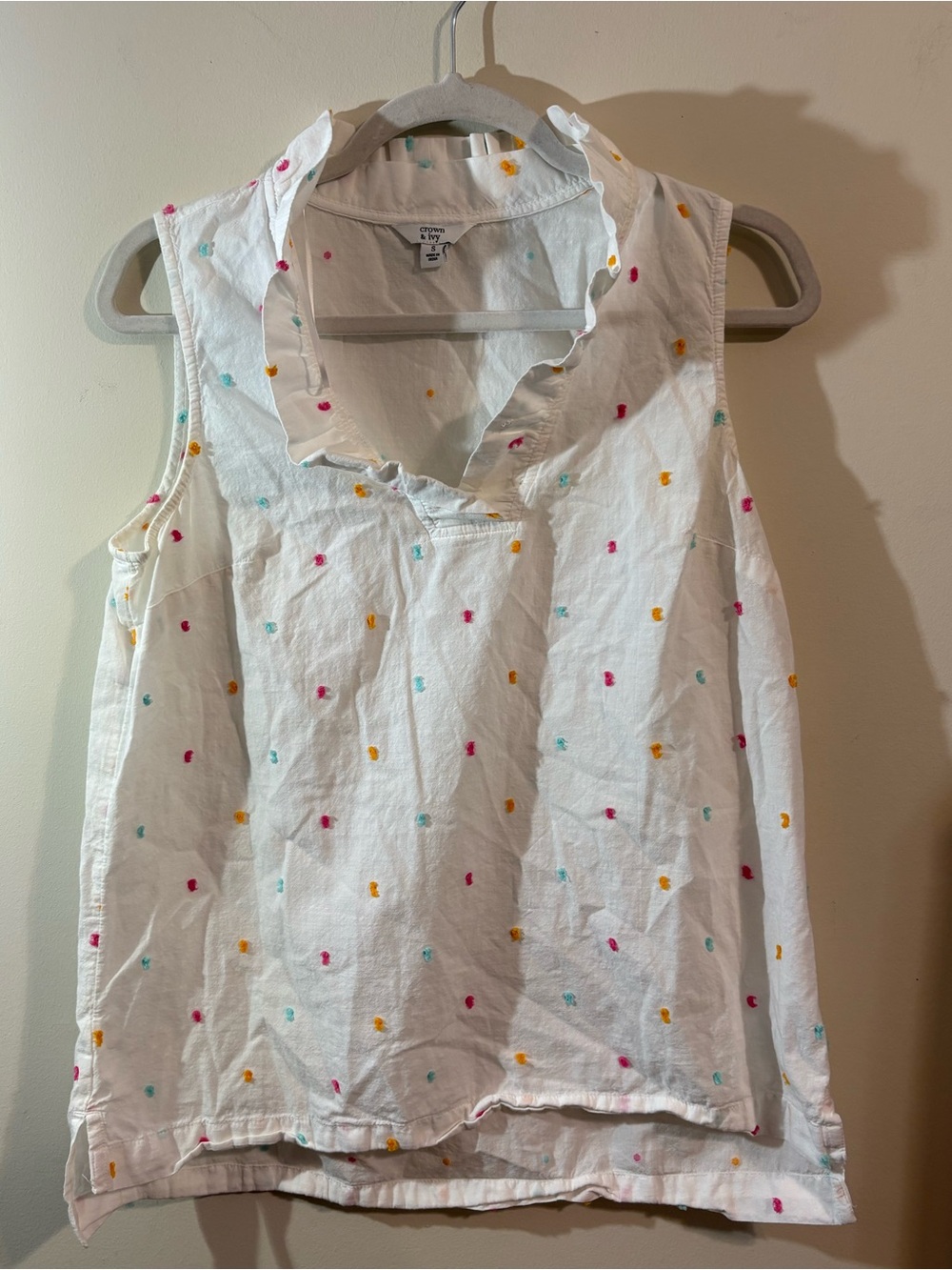 Crown & Ivy women’s small blouse white ruffled neckline embroidered polka dot